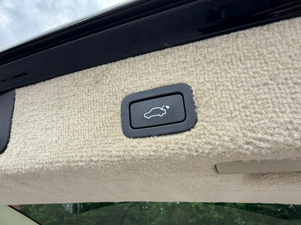 2016 Volvo XC70 T5 Premier photo 40