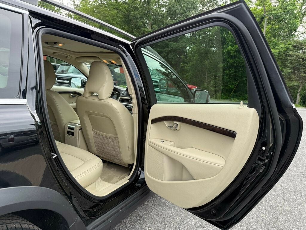 2016 Volvo XC70 T5 Premier photo 42