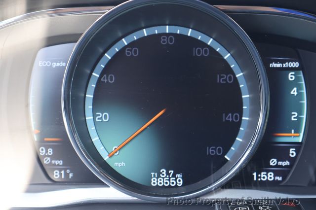 2016 Volvo XC70 FWD 4dr Wagon T5 Drive-E Premier - 22994418 - 17