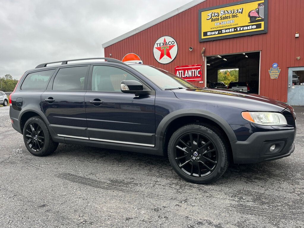 2016 Volvo XC70 T5 Platinum Classic AWD Station Wagon - 22605226 - 0