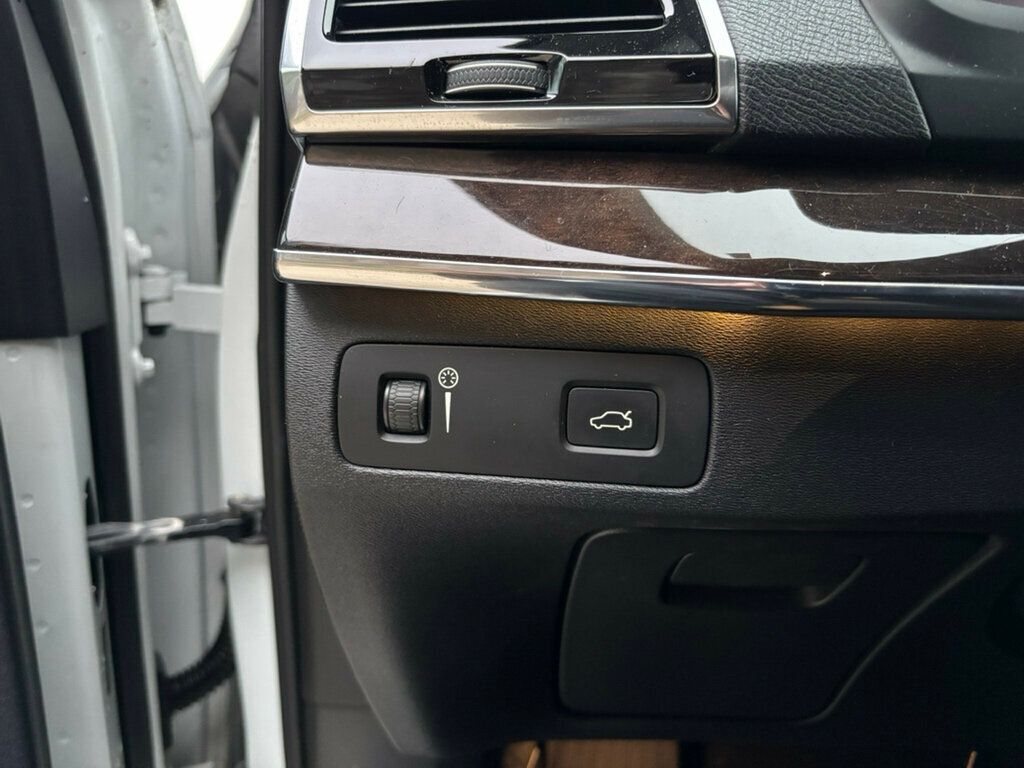 2016 Volvo XC90 2016 VOLVO XC90 T6 MOMENTUM - 22954116 - 34