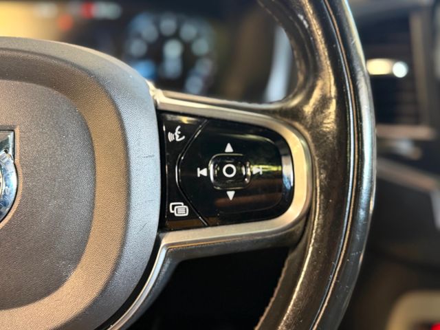 2016 Volvo XC90 AWD 4dr T5 Momentum - 23017533 - 25