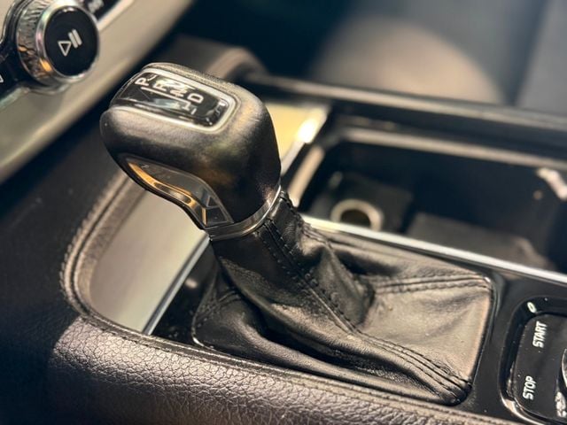 2016 Volvo XC90 AWD 4dr T5 Momentum - 23017533 - 33