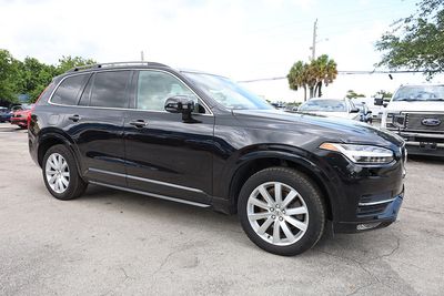2016 VOLVO XC90