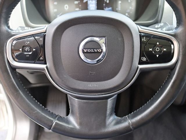 2016 Volvo XC90 AWD 4dr T6 Momentum - 22875771 - 11