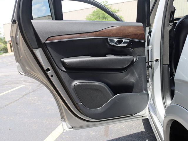 2016 Volvo XC90 AWD 4dr T6 Momentum - 22875771 - 27