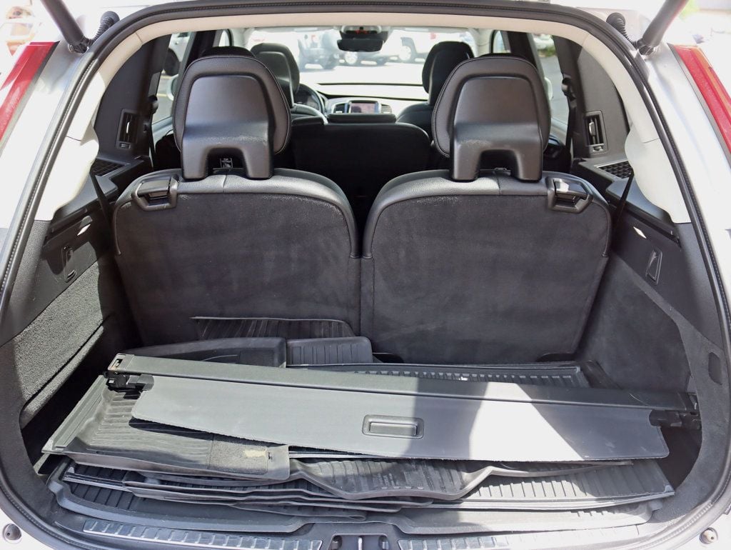 2016 Volvo XC90 AWD 4dr T6 Momentum - 22875771 - 29