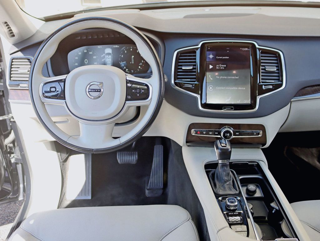 2016 Volvo XC90 AWD 4dr T6 Momentum - 23088131 - 10