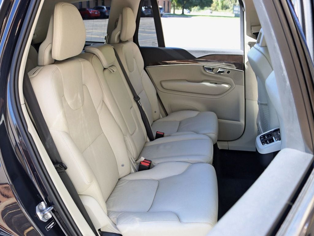 2016 Volvo XC90 AWD 4dr T6 Momentum - 23088131 - 25