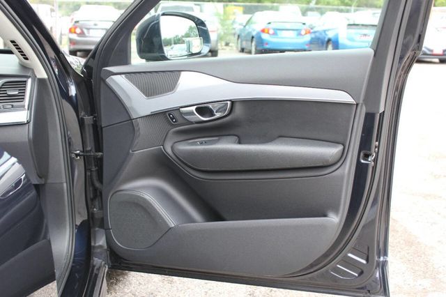 2016 Volvo XC90 AWD 4dr T6 Momentum - 22893440 - 15