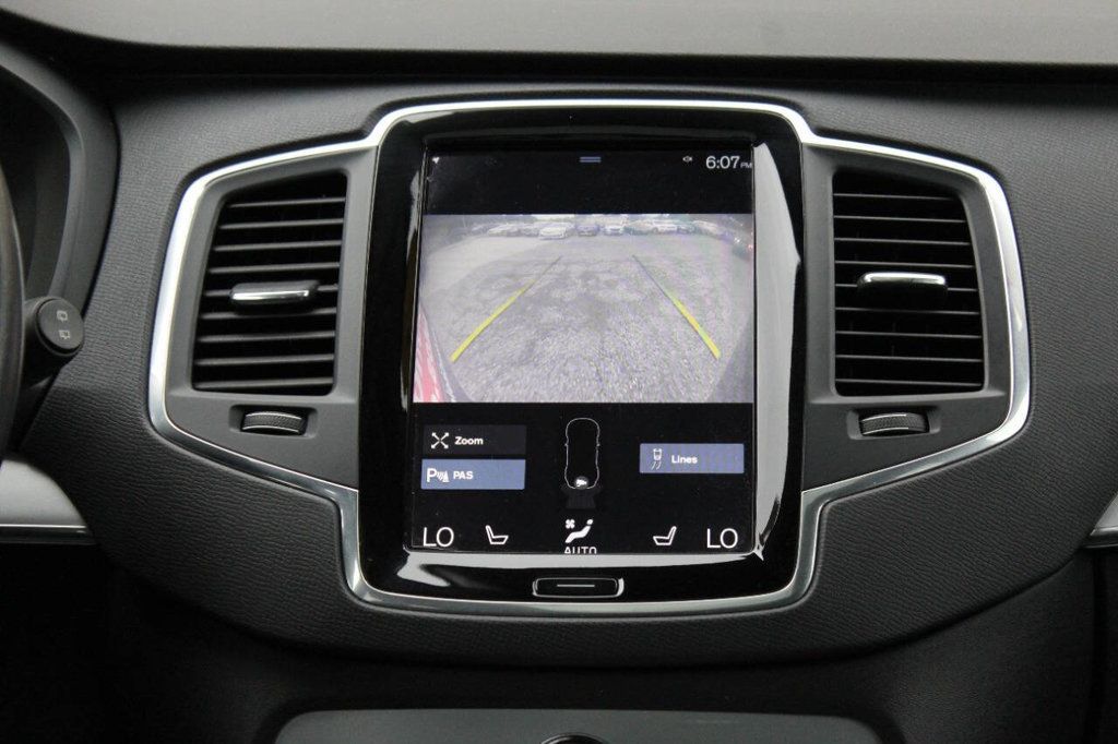 2016 Volvo XC90 AWD 4dr T6 Momentum - 22893440 - 22