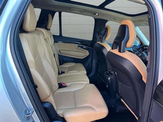 2016 Volvo XC90 AWD 4dr T6 Momentum - 22936993 - 10