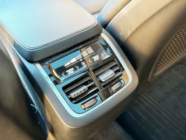 2016 Volvo XC90 AWD 4dr T6 Momentum - 23096792 - 16