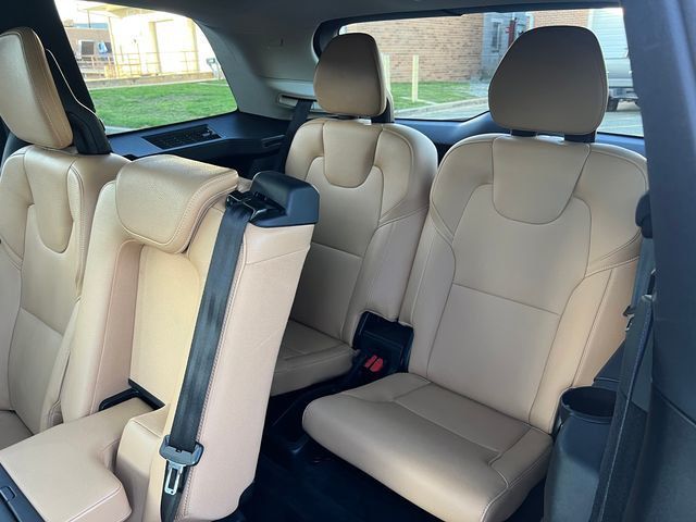 2016 Volvo XC90 AWD 4dr T6 Momentum - 23037720 - 17