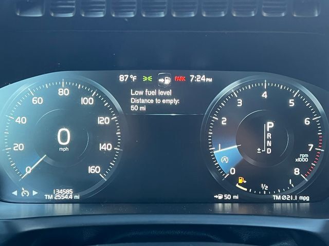 2016 Volvo XC90 AWD 4dr T6 Momentum - 23037720 - 28