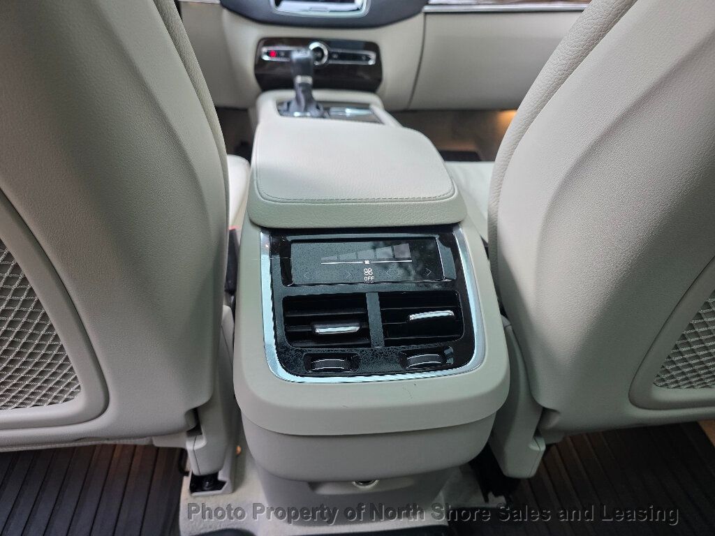 2016 Volvo XC90 AWD 4dr T6 Momentum - 22918445 - 23