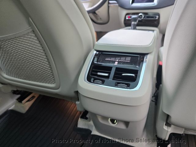 2016 Volvo XC90 AWD 4dr T6 Momentum - 22918445 - 30