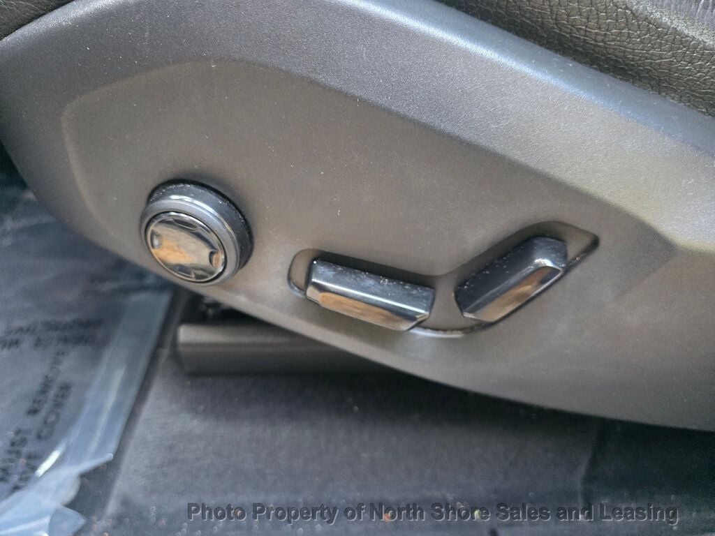 2016 Volvo XC90 AWD 4dr T6 Momentum - 22992817 - 28