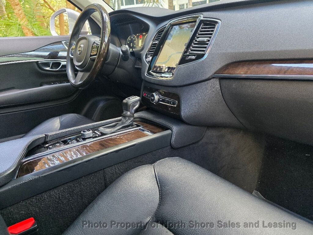 2016 Volvo XC90 AWD 4dr T6 Momentum - 22992817 - 46