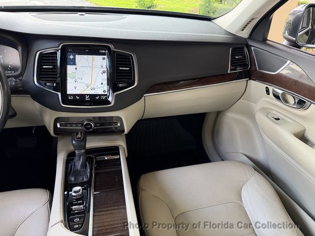 2016 Volvo XC90 T6 AWD Momentum - 23089488 - 11