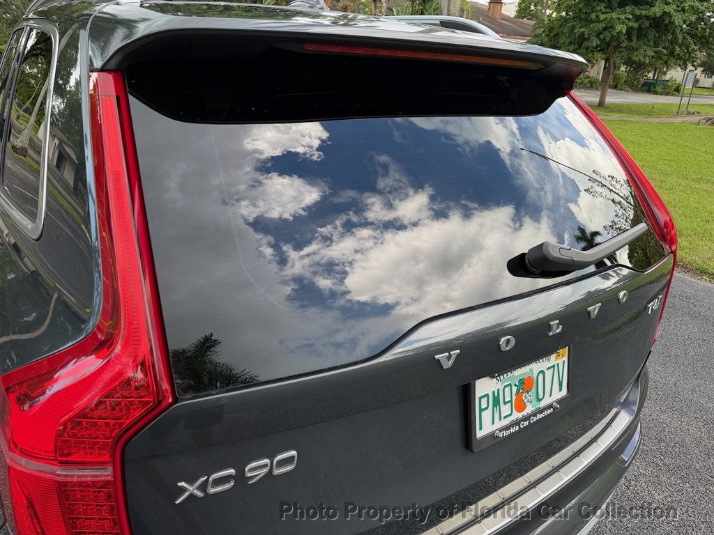 2016 Volvo XC90 T6 AWD Momentum - 23089488 - 21