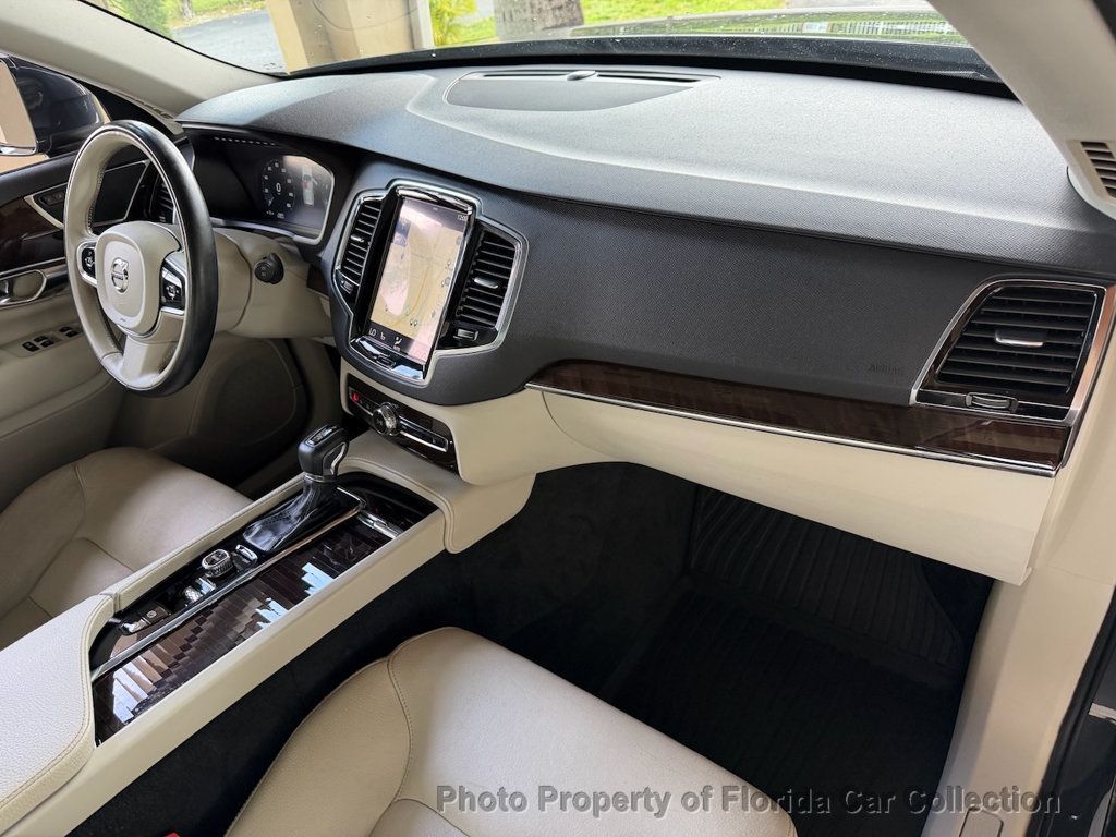 2016 Volvo XC90 T6 AWD Momentum - 23089488 - 29