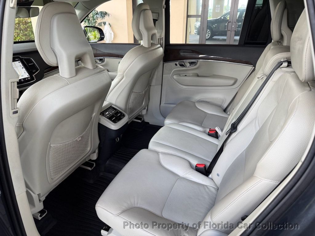 2016 Volvo XC90 T6 AWD Momentum - 23089488 - 32
