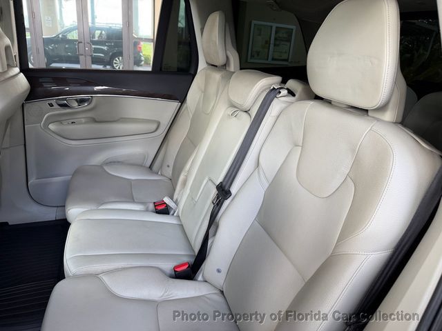 2016 Volvo XC90 T6 AWD Momentum - 23089488 - 33