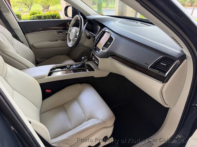 2016 Volvo XC90 T6 AWD Momentum - 23089488 - 36