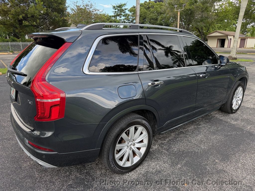 2016 Volvo XC90 T6 AWD Momentum - 23089488 - 3