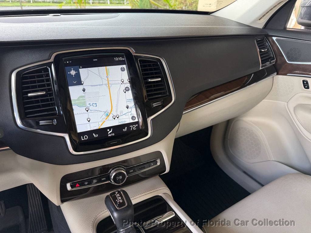 2016 Volvo XC90 T6 AWD Momentum - 23089488 - 41