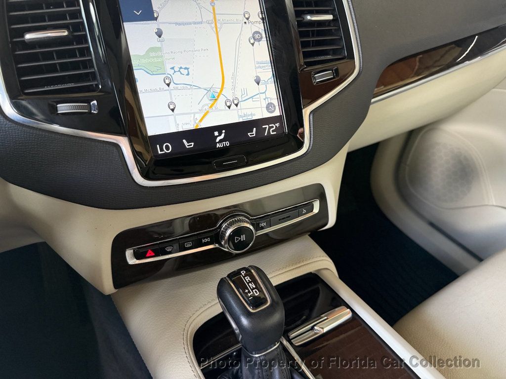 2016 Volvo XC90 T6 AWD Momentum - 23089488 - 47