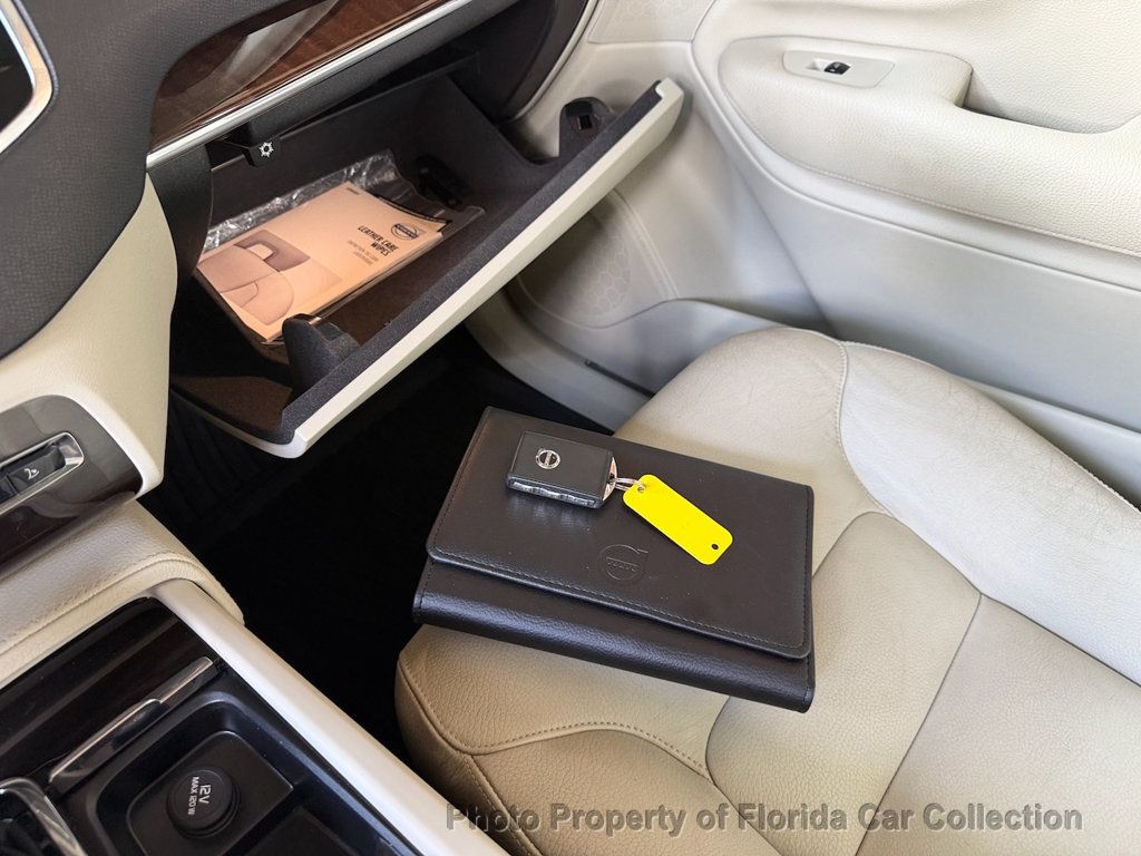 2016 Volvo XC90 T6 AWD Momentum - 23089488 - 68