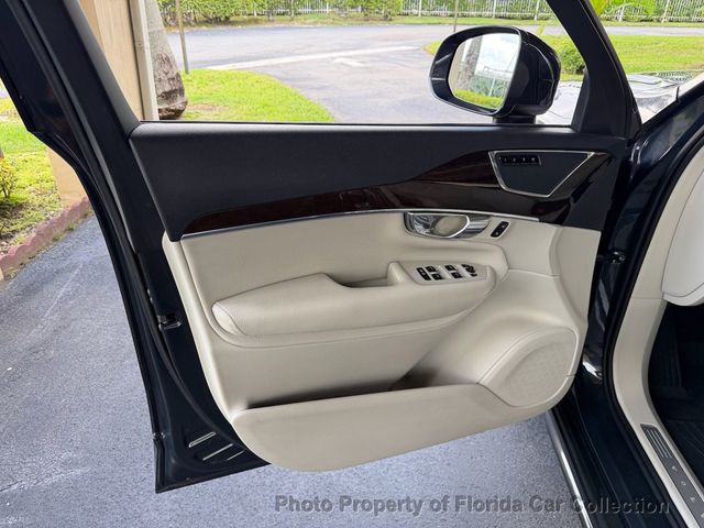 2016 Volvo XC90 T6 AWD Momentum - 23089488 - 70