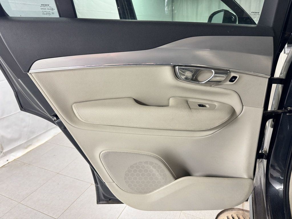 2016 Volvo XC90 T6 MOMENTUM AWD - 23043615 - 14