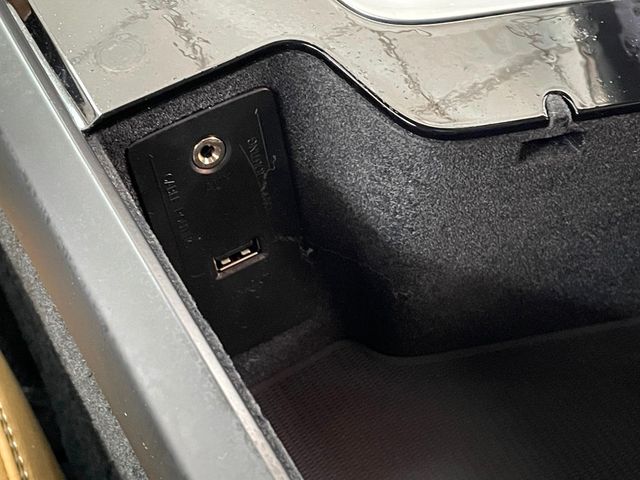 2016 Volvo XC90 Hybrid AWD 4dr T8 Momentum - 22938539 - 37