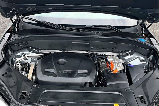 2016 Volvo XC90 Hybrid AWD 4dr T8 Momentum - 23041145 - 35