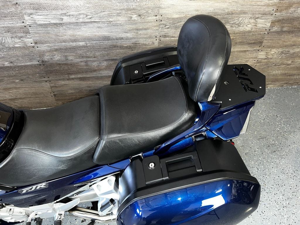 2016 Yamaha FJR 1300 ES SUPER CLEAN! - 22766588 - 12