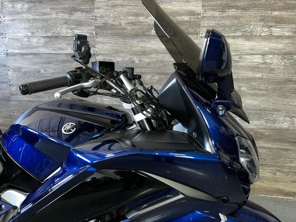 2016 Yamaha FJR 1300 ES SUPER CLEAN! - 22766588 - 3