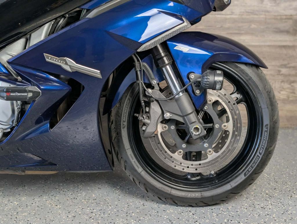 2016 Yamaha FJR 1300 ES SUPER CLEAN! - 22985642 - 5
