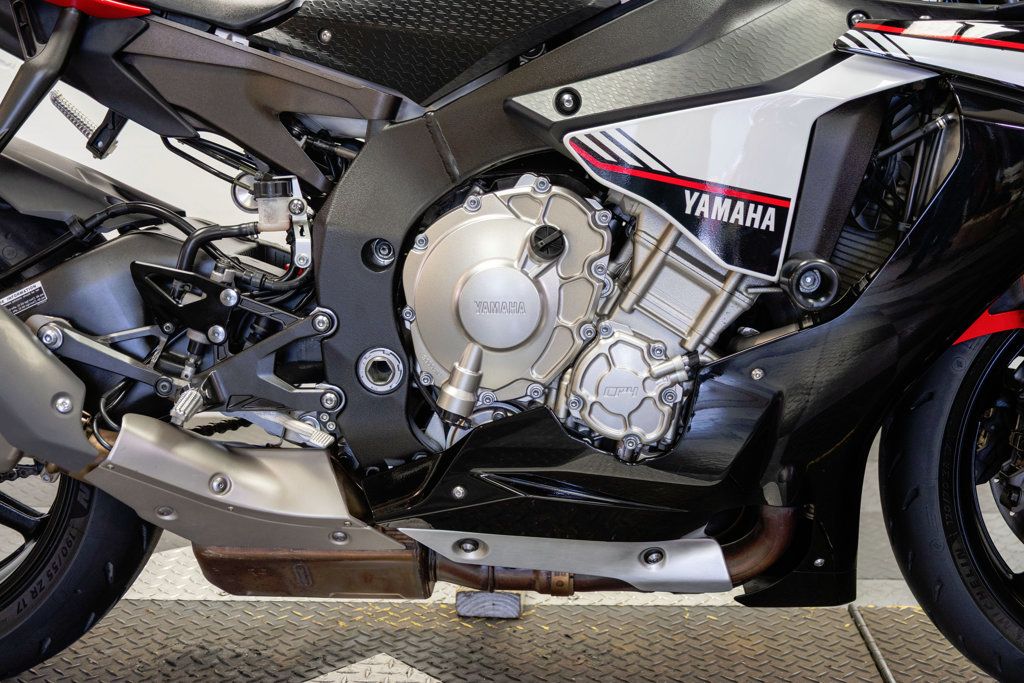 2016 YAMAHA YZF-1000 R-1 GREAT PRICE!!! - 23037446 - 20