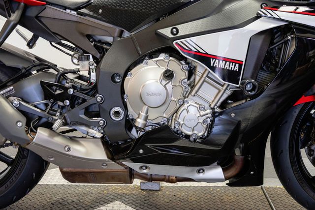 2016 YAMAHA YZF-1000 R-1 GREAT PRICE!!! - 23037446 - 20