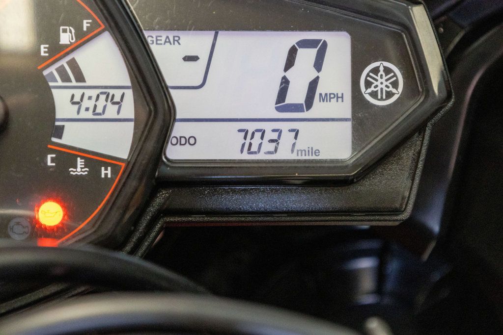 2016 YAMAHA YZF-R3 NICE SPORT BIKE!!! - 23073126 - 11