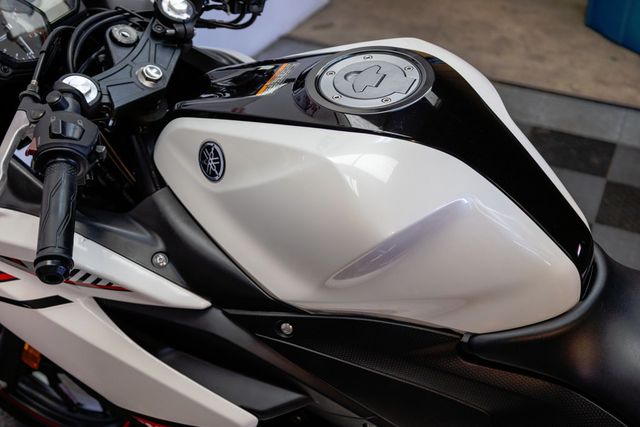 2016 YAMAHA YZF-R3 NICE SPORT BIKE!!! - 23073126 - 12