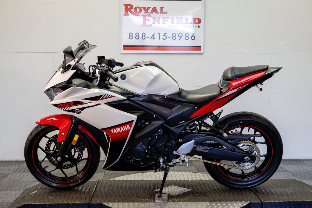 2016 YAMAHA YZF-R3 NICE SPORT BIKE!!! - 23073126 | Video 2