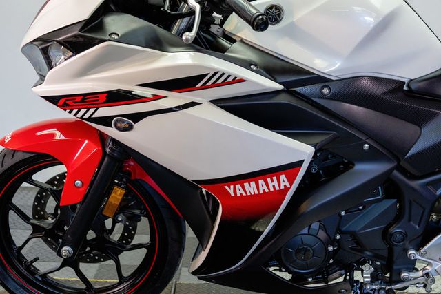 2016 YAMAHA YZF-R3 NICE SPORT BIKE!!! - 23073126 - 19