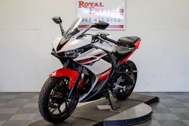 2016 YAMAHA YZF-R3 NICE SPORT BIKE!!! - 23073126 - 4