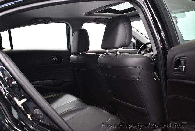 2017 Acura ILX Sedan w/AcuraWatch Plus - 22456828 - 34