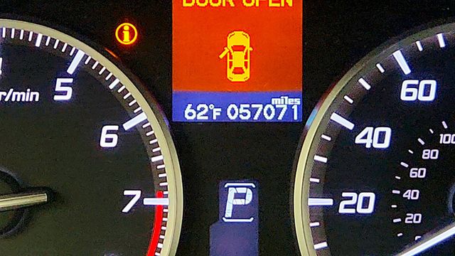 2017 Acura ILX Sedan w/Premium Pkg - 23097898 - 16