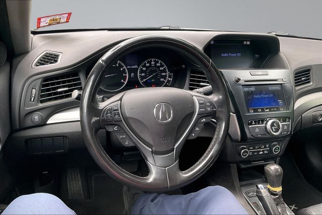 2017 Acura ILX Sedan w/Technology Plus Pkg - 23050536 - 10